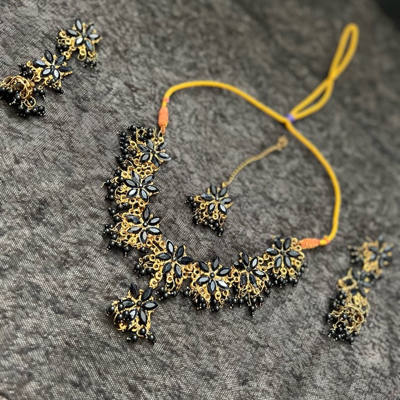 Indian Pakistani jhumka necklace earrings set - Picture 13 of 16